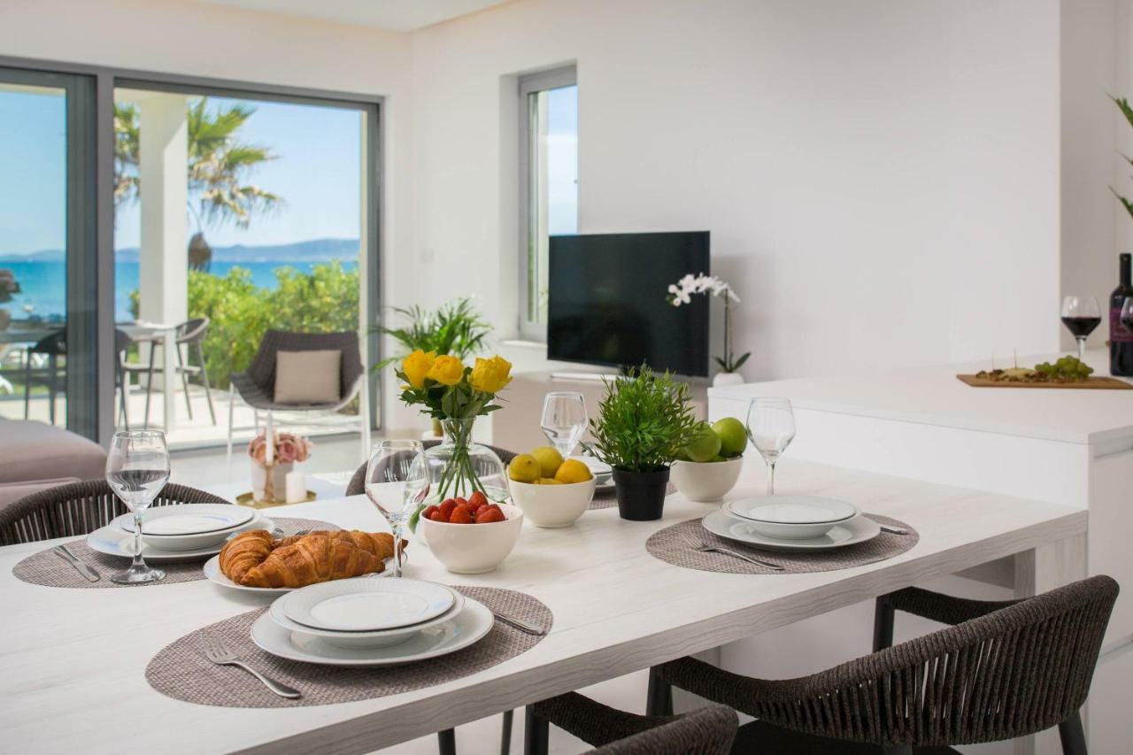Luxury Design Beach Front Apartment Сукошан Экстерьер фото